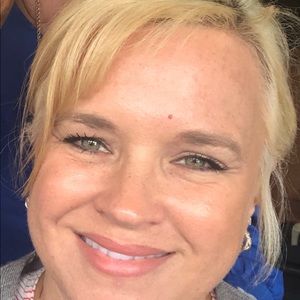 Meet your Posher, Annette